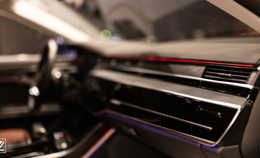 AUDI A8L