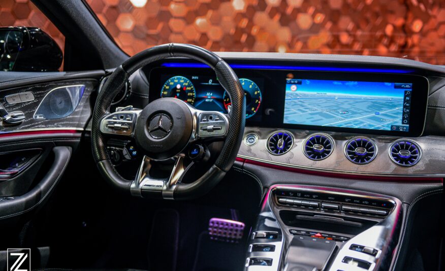 Mercedes Benz AMG43 GT