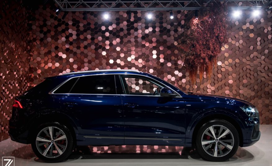 AUDI Q8 50 TDI