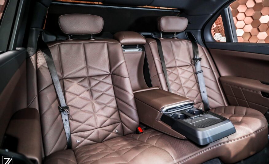 BMW SERIA 7