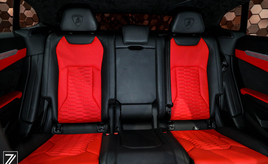 LAMBORGHINI URUS MANSORY
