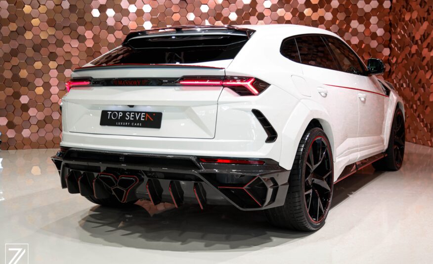 LAMBORGHINI URUS MANSORY