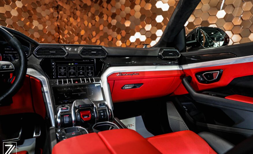 LAMBORGHINI URUS MANSORY