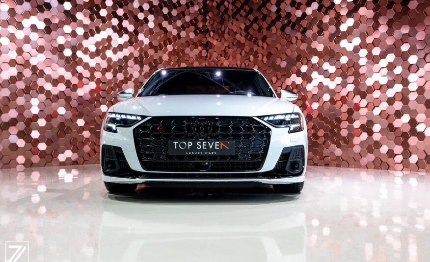 AUDI S8