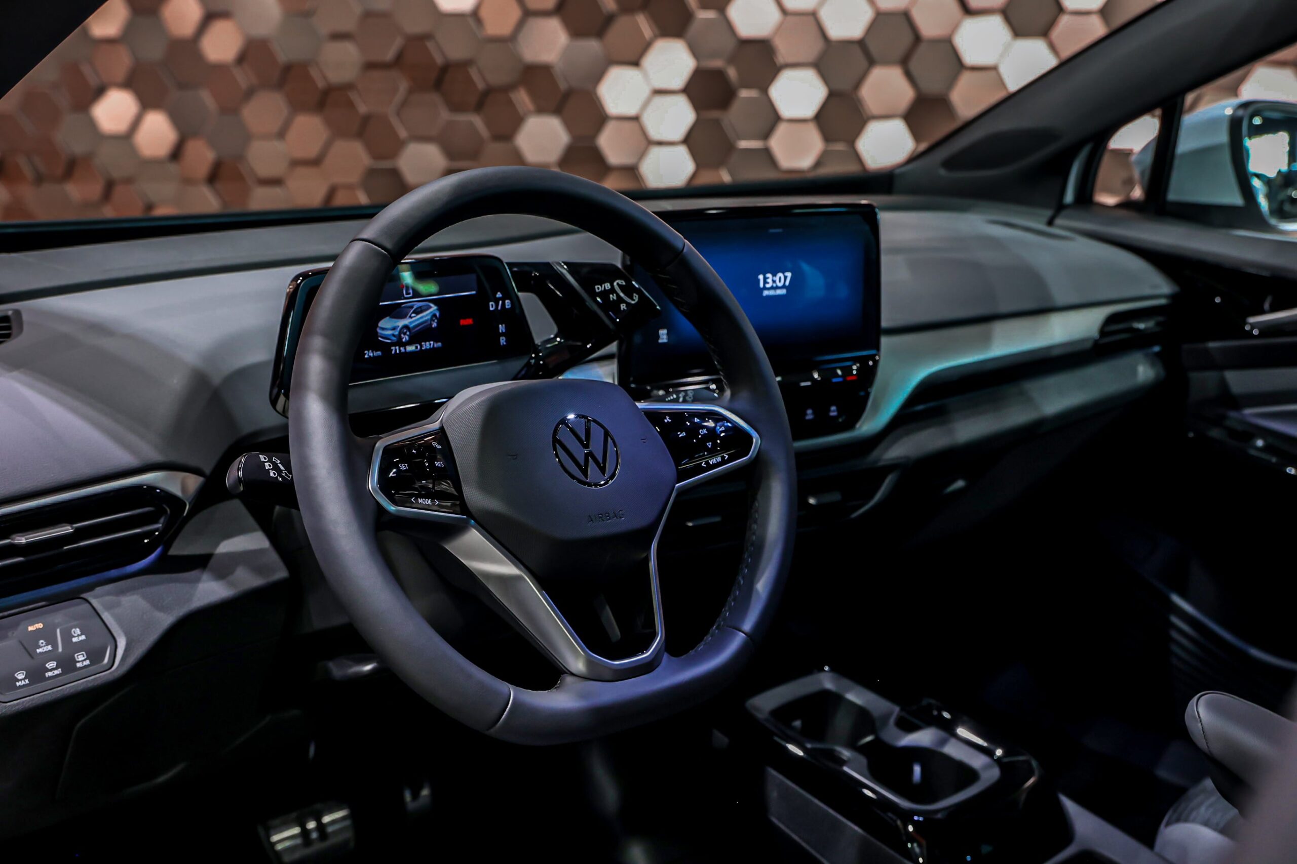 VOLKSWAGEN ID4