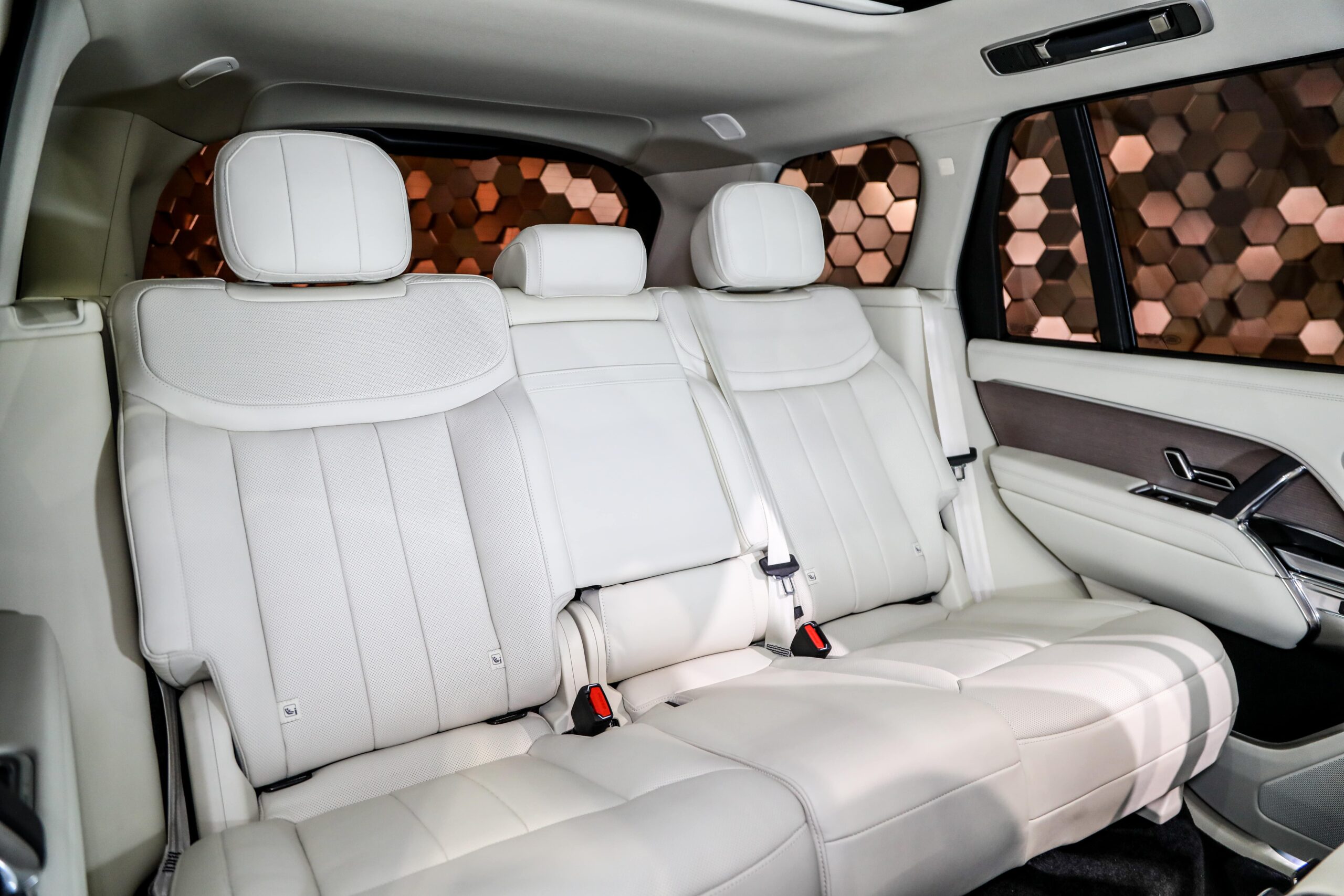 NEW RANGE ROVER VOGUE