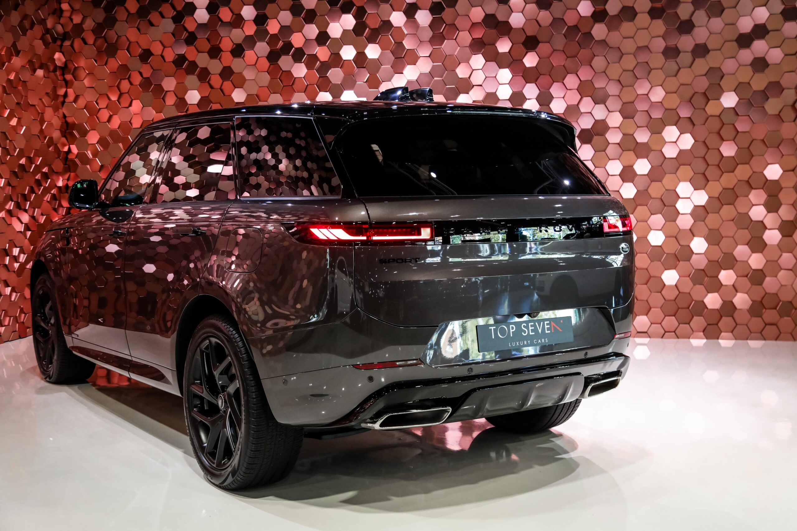 NEW RANGE ROVER SPORT P510e