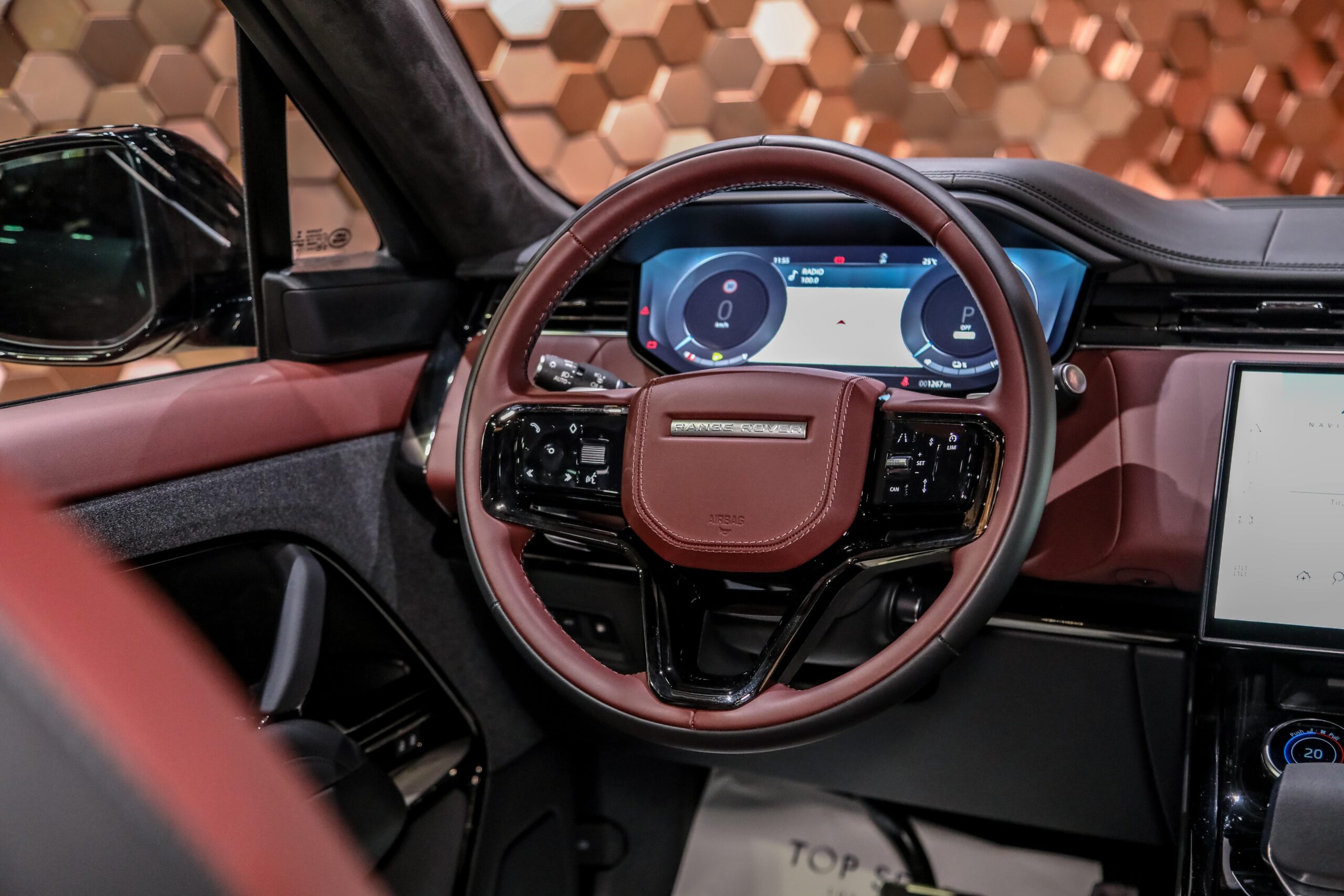 NEW RANGE ROVER SPORT P510e