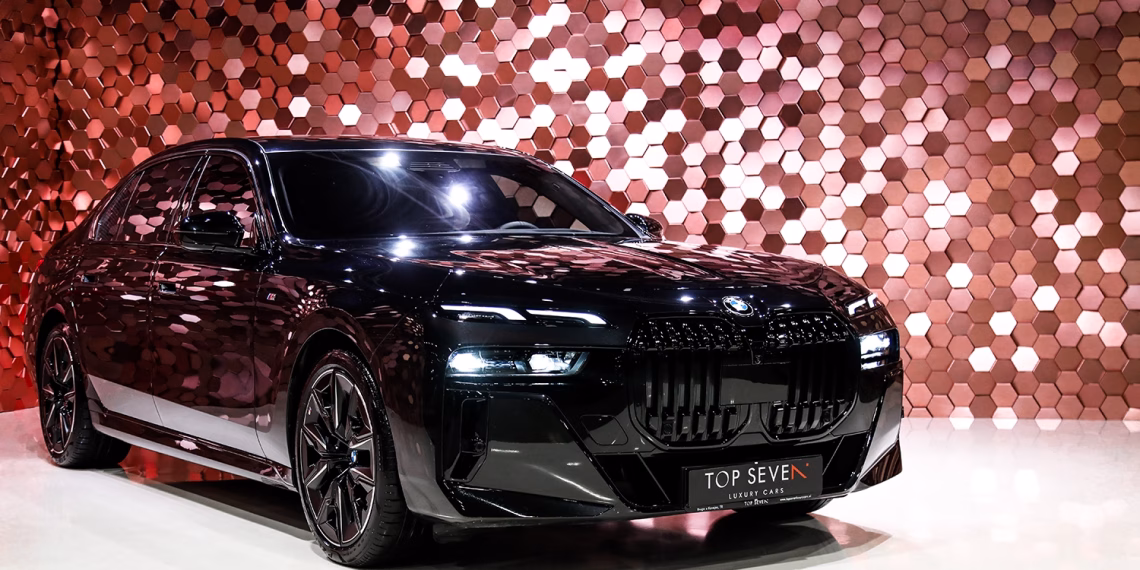 Leasing in Albania: Own Luxury with Audi Q8, BMW Serie 7, and BMW Serie 5